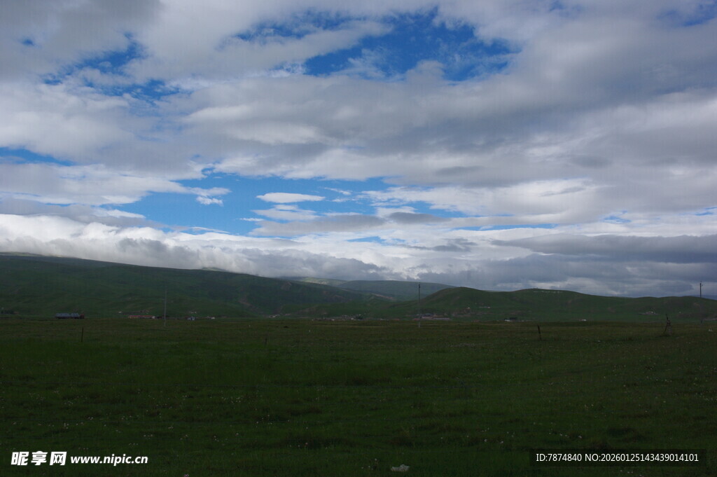 草原天空美景