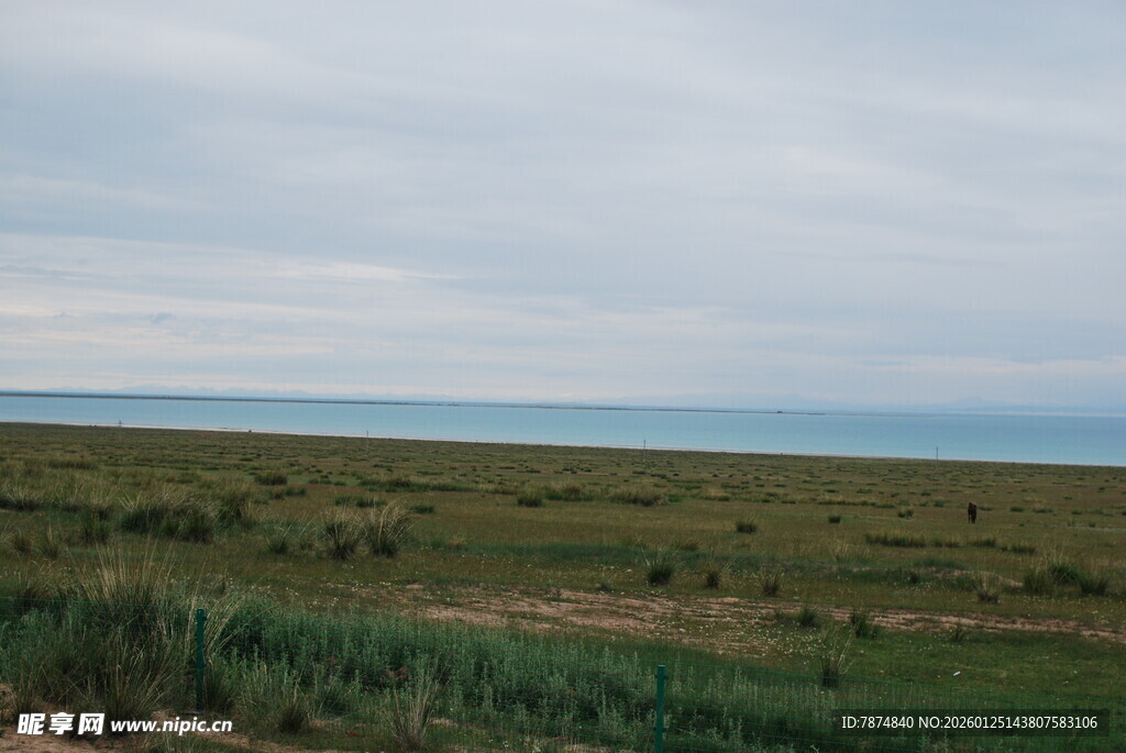 广袤草原与天际线景观