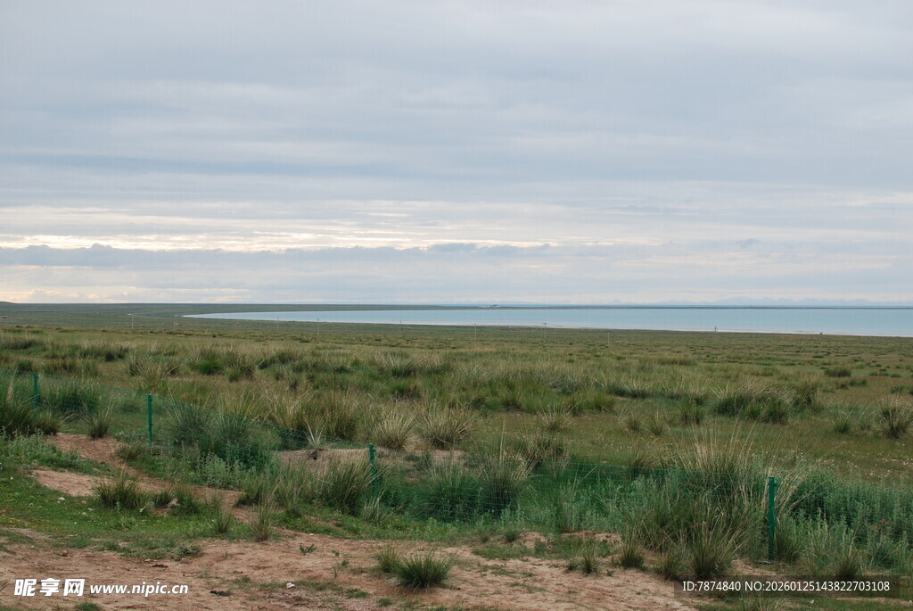 广袤草原与天际线景观