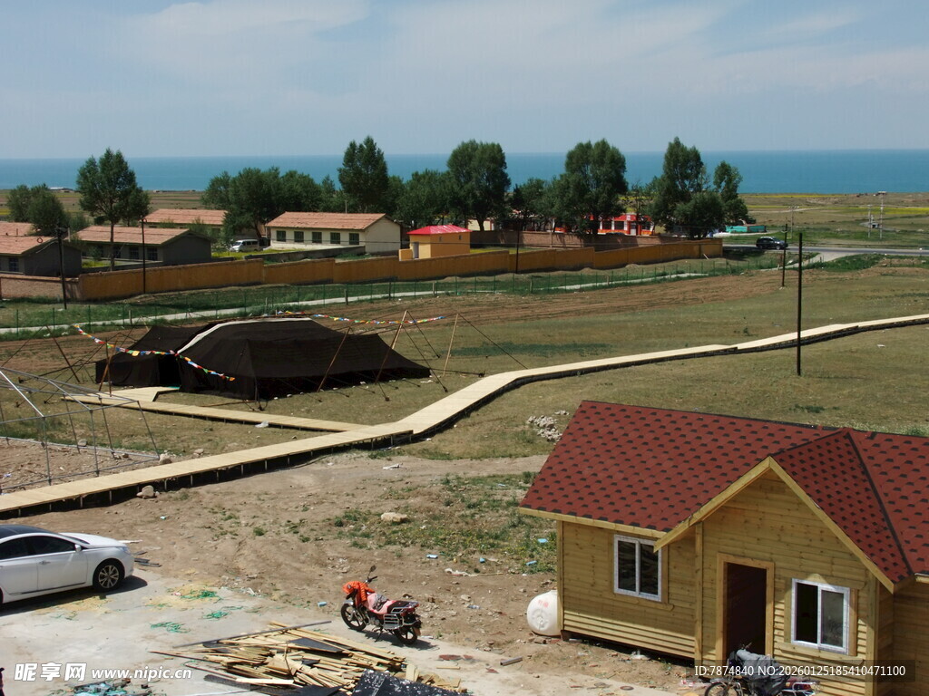 乡村施工现场的新建房屋