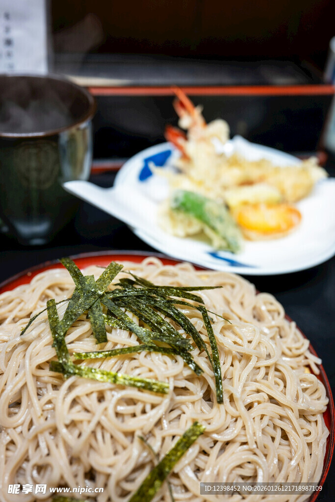 日式荞麦凉面与天妇罗