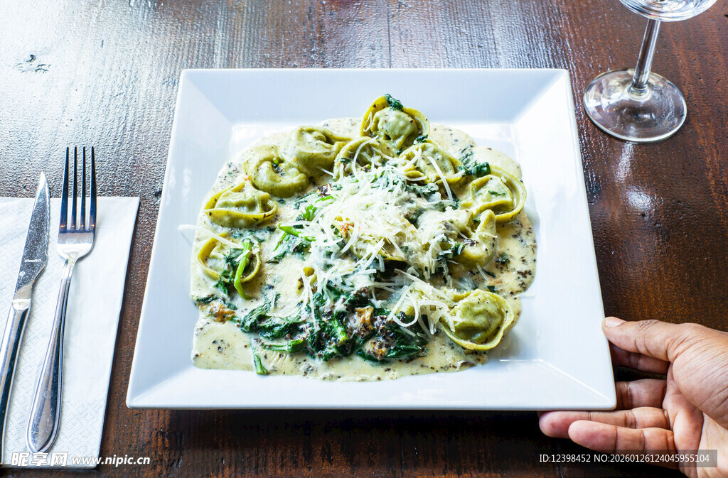 美味意面料理诱人呈现