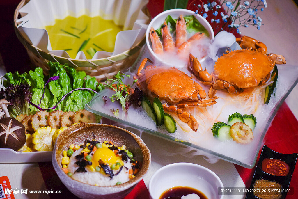 丰盛海鲜美食拼盘