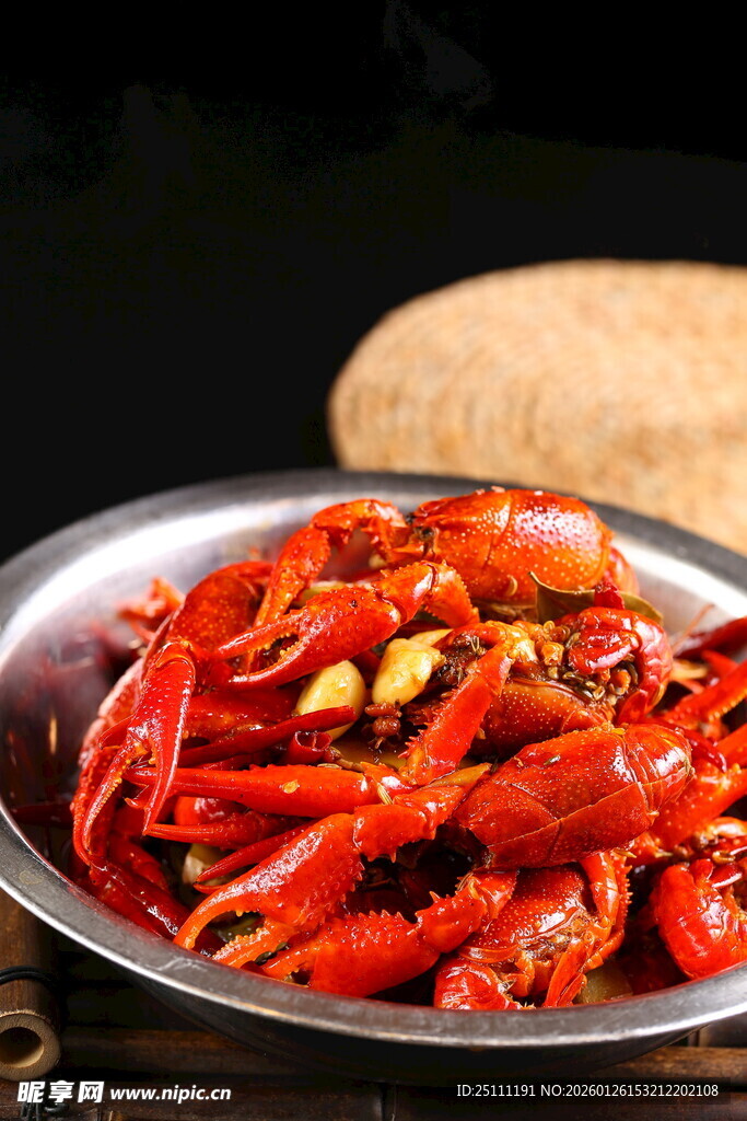 香辣诱人油焖虾