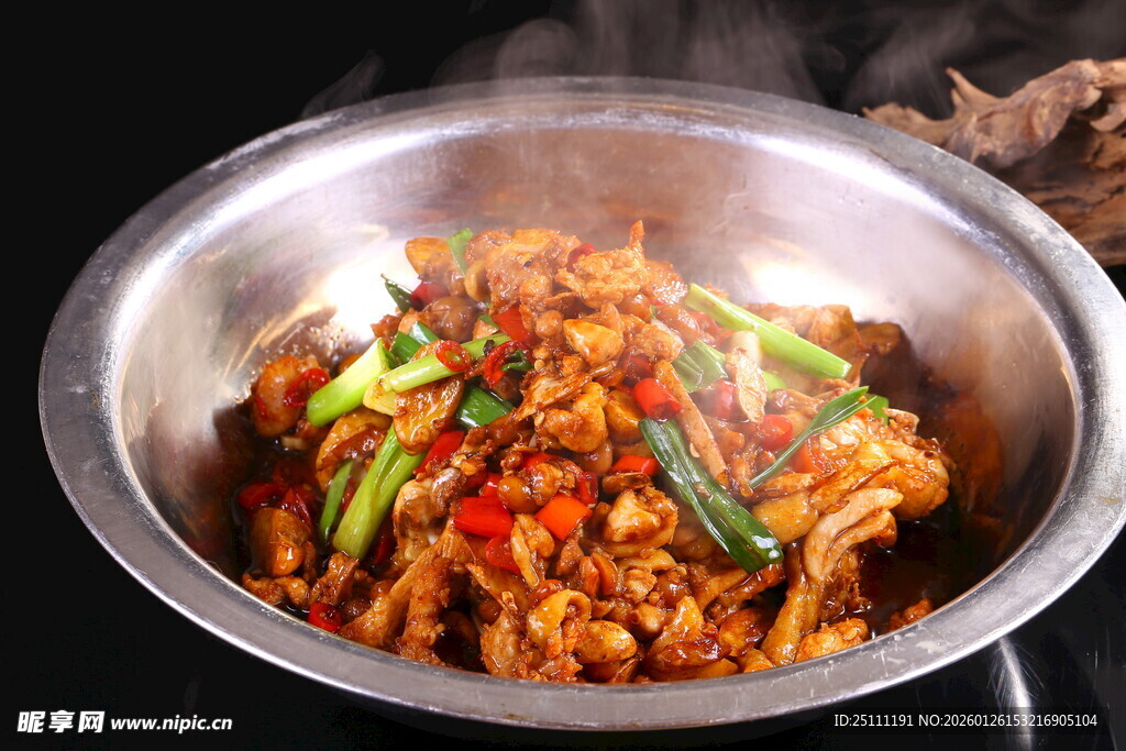 香辣美味茶油小炒鸡