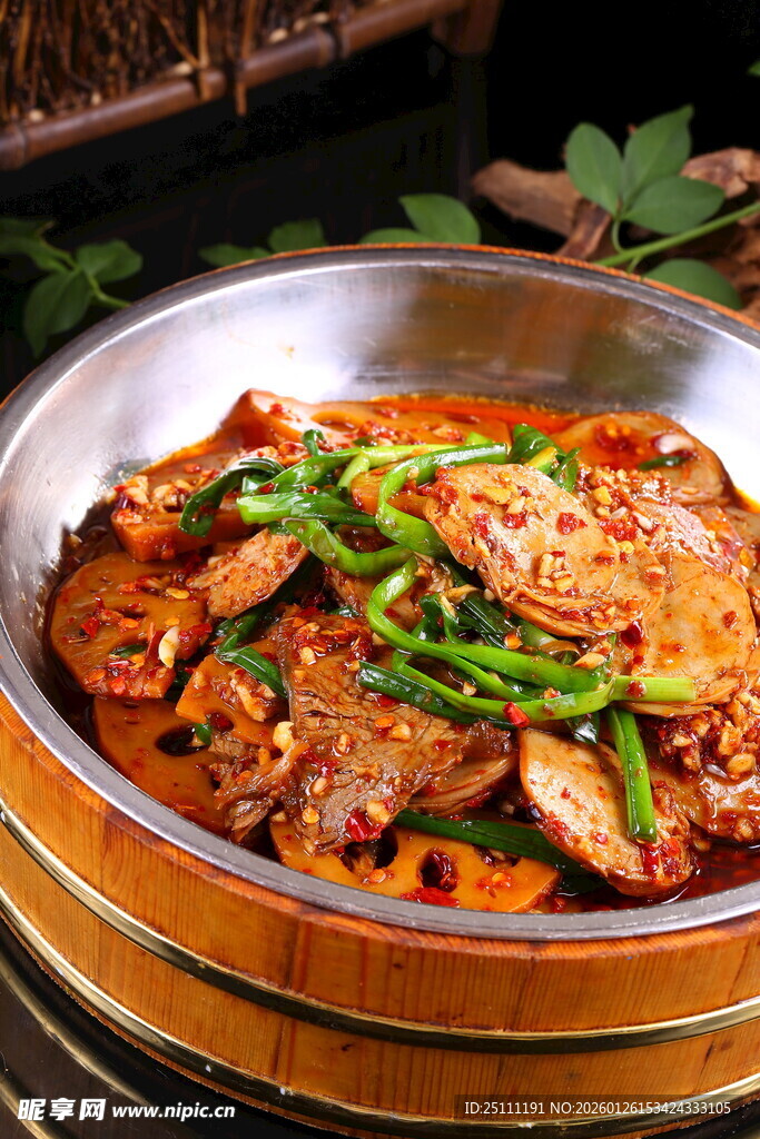 美味香辣热卤四合一