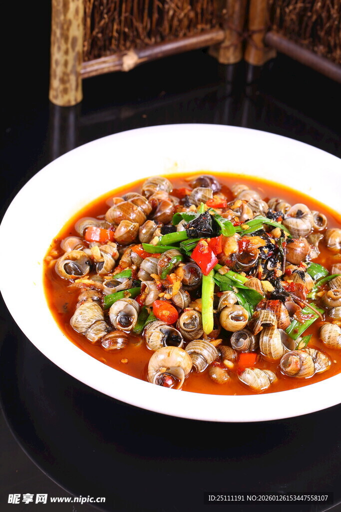 香辣美味炒嗦螺