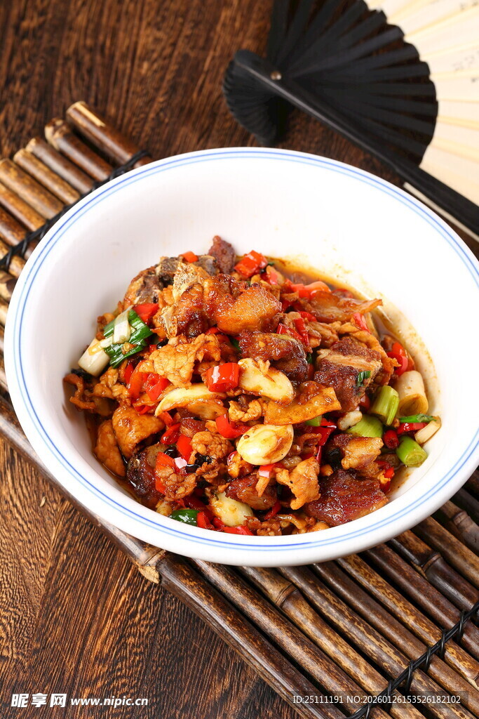 香辣排骨肉炒肉