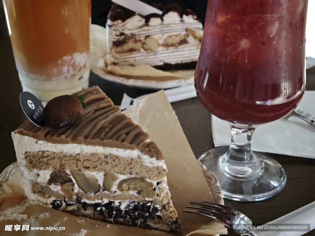 美味多样的甜品与饮品