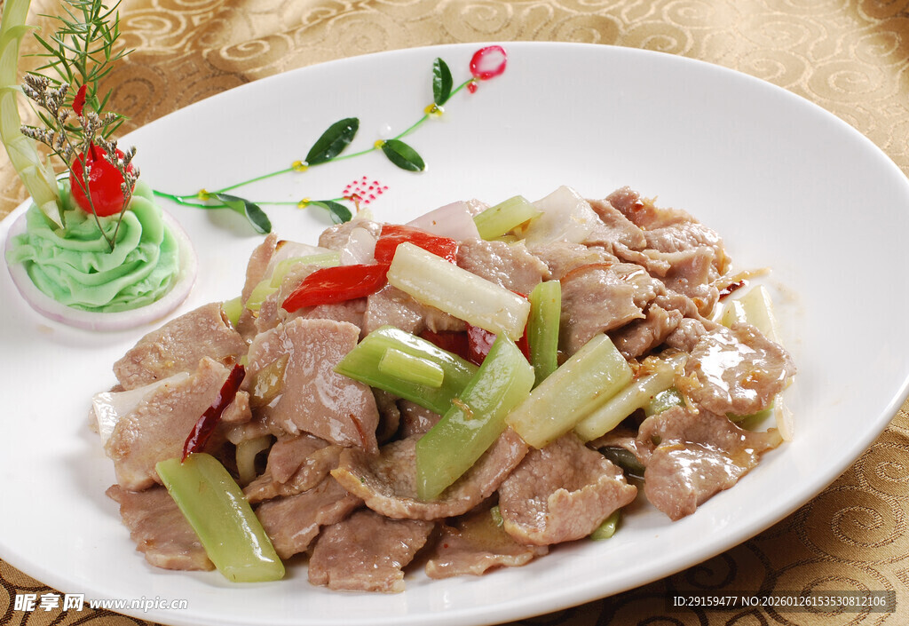 芹菜炒肉片