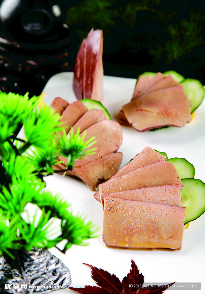 美味酱牛肉摆盘精致
