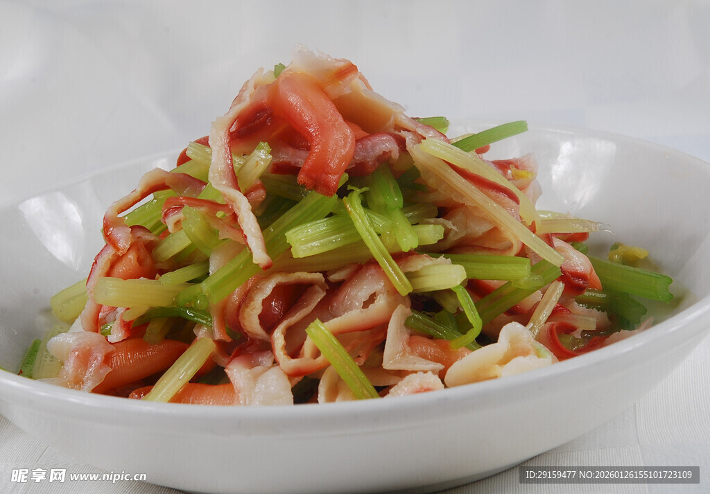 清爽美味的蟹肉蔬菜沙拉