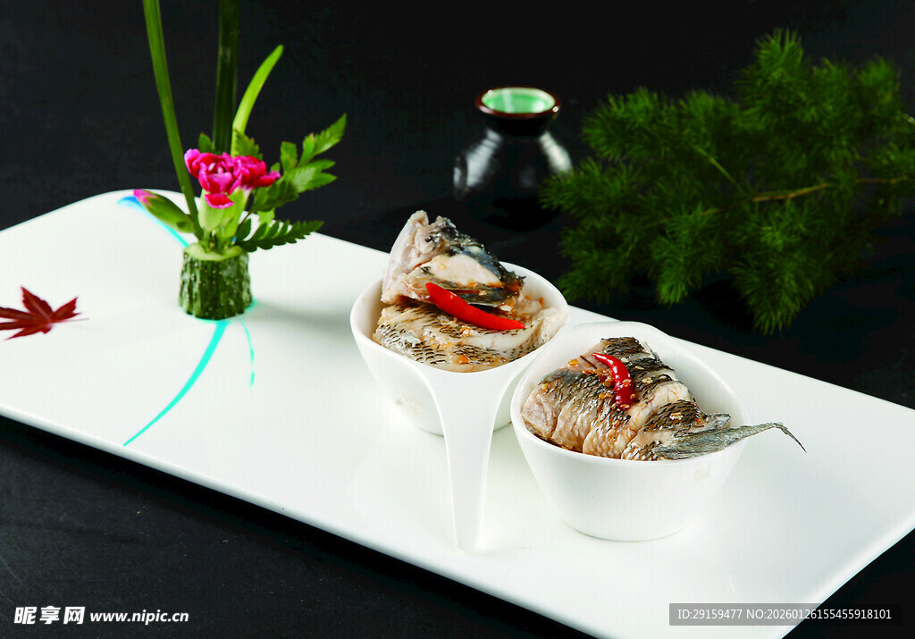 精致日式寿司摆盘美食