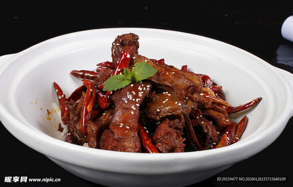 香辣诱人的红烧鸭块