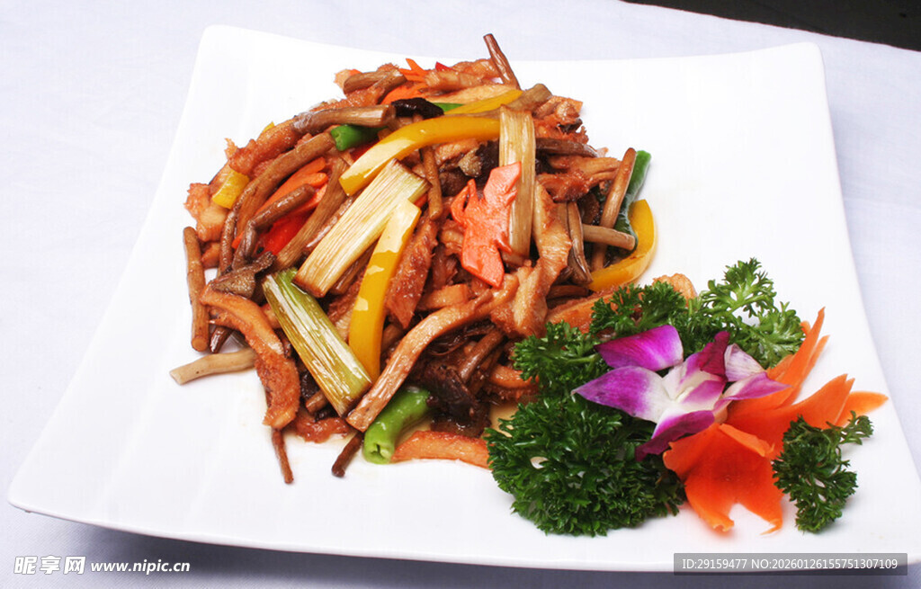 五彩时蔬炒肉丝