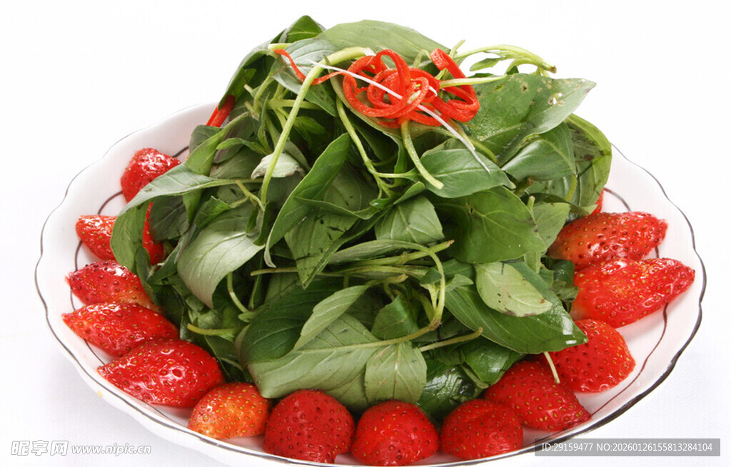 草莓菠菜拼盘