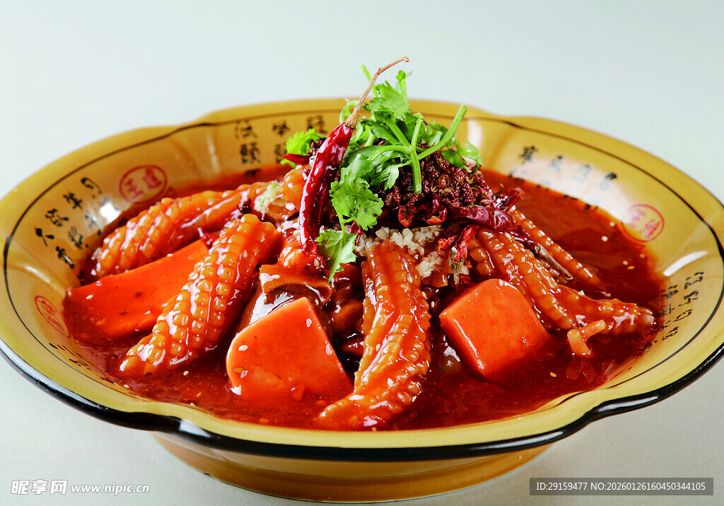 红烧排骨配胡萝卜美食