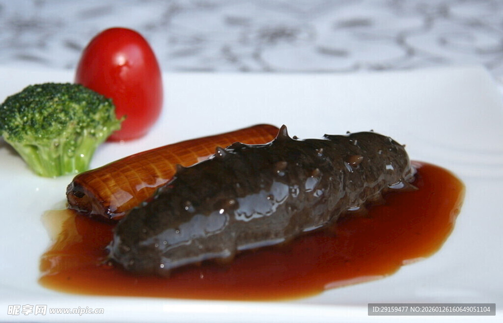 红烧海参配时蔬