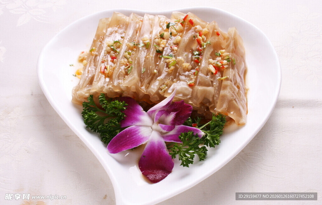 美味蒜蓉粉丝蒸扇贝