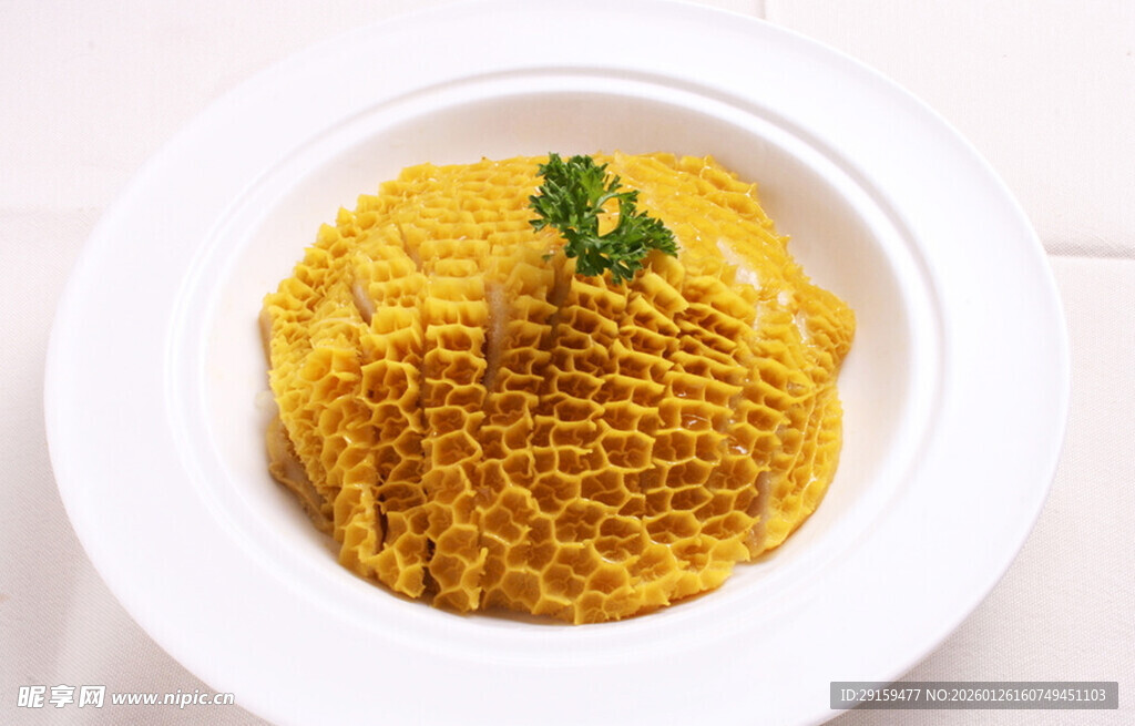 蜂窝状意面摆盘精致