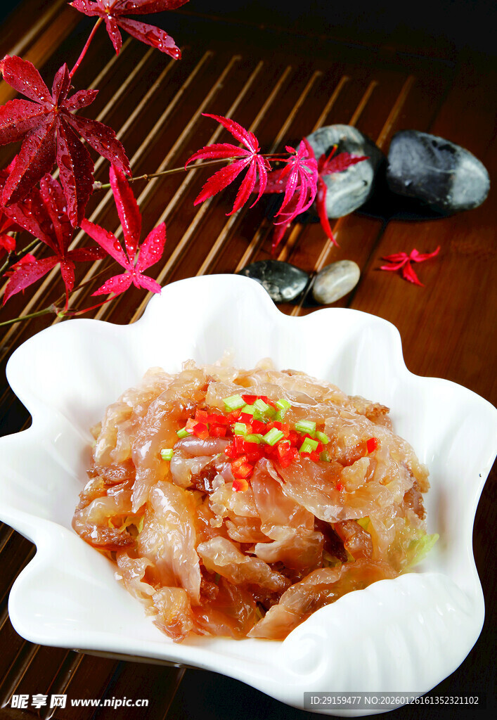 美味凉拌海蜇丝