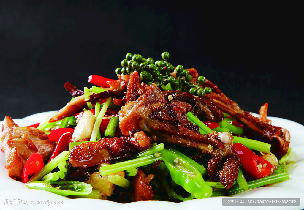 香辣鱿鱼须蔬菜小炒