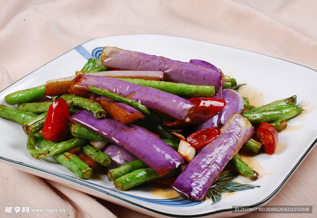 彩椒炒紫茄