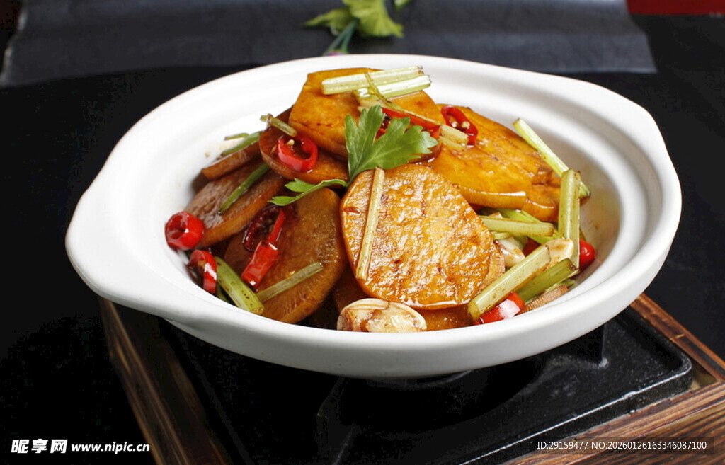 美味香煎豆腐菜肴