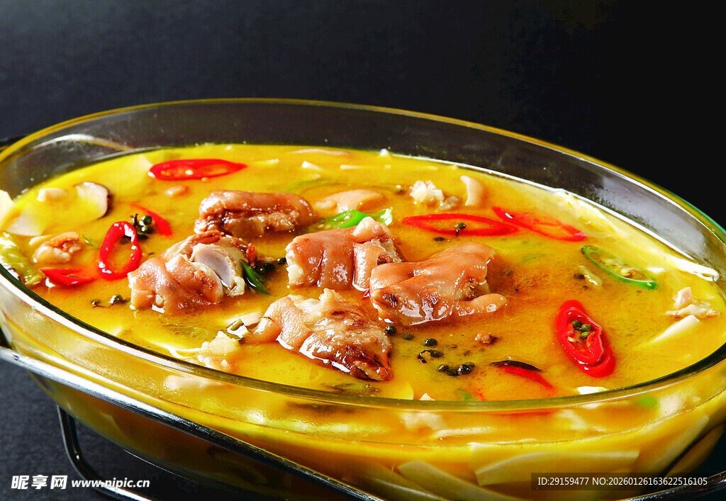 金汤肥牛美食诱人呈现