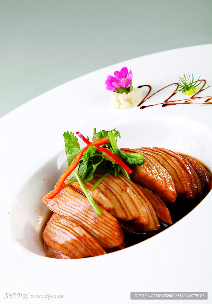 美味酱卤猪耳朵