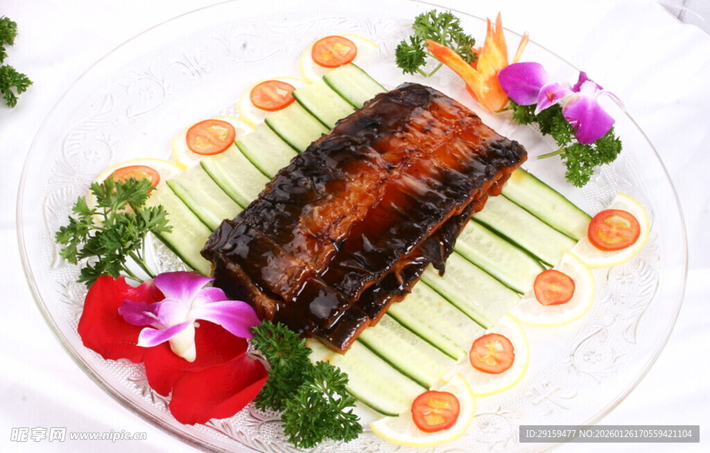 精美摆盘的特色烤肉