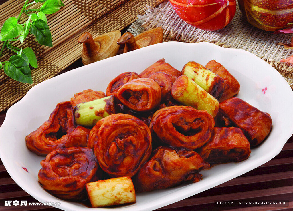 美味香辣卤鸭脖