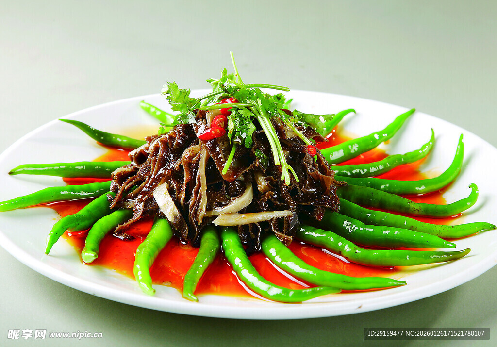 凉拌海茸配青椒丝