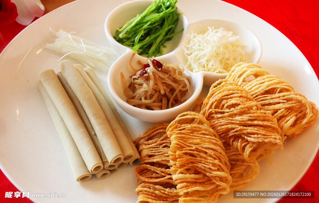 美味传统小吃拼盘