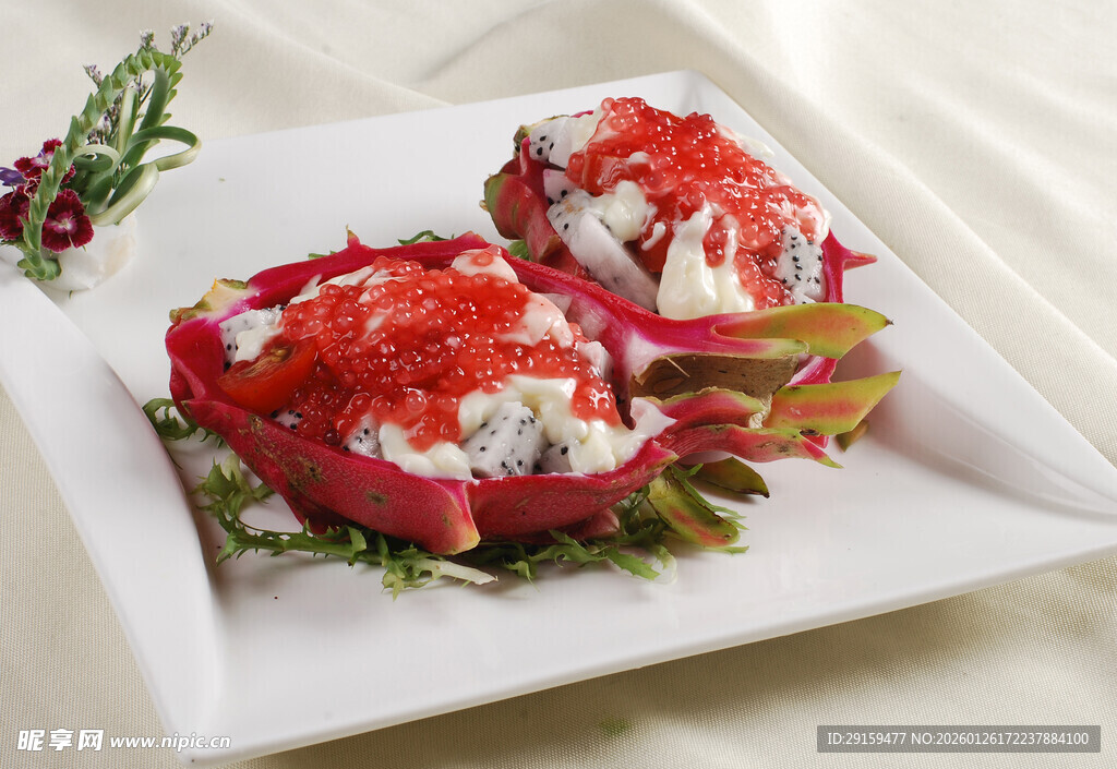 红椒酿奶酪美食摆盘