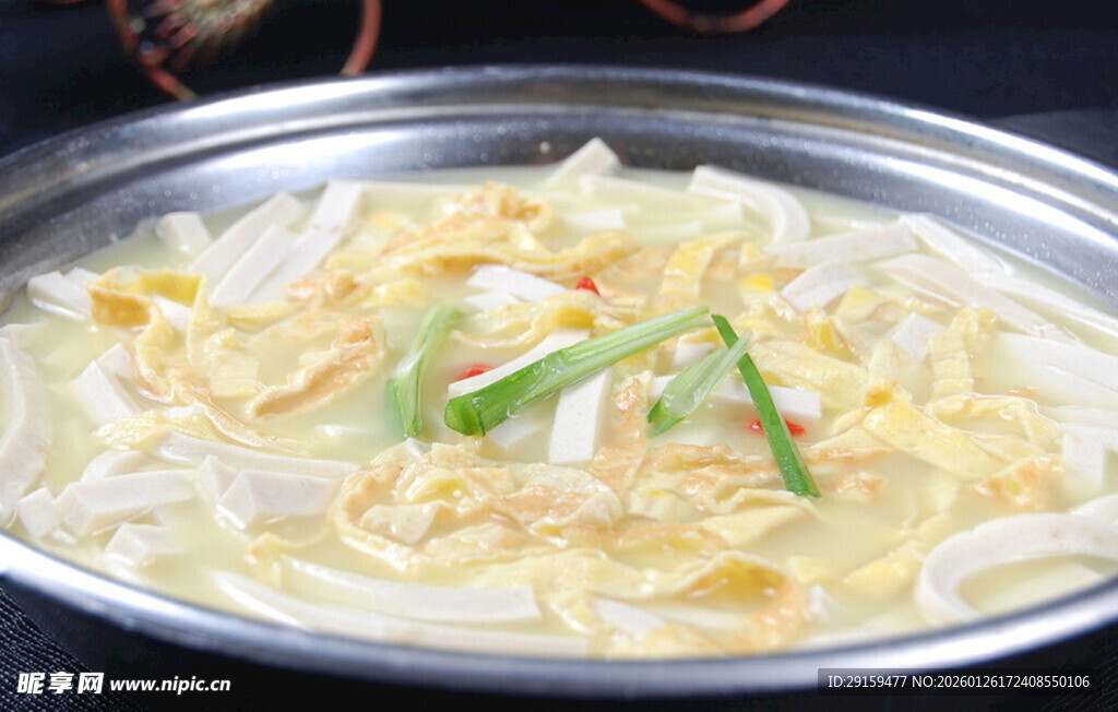 鲜香鸡蛋豆腐汤