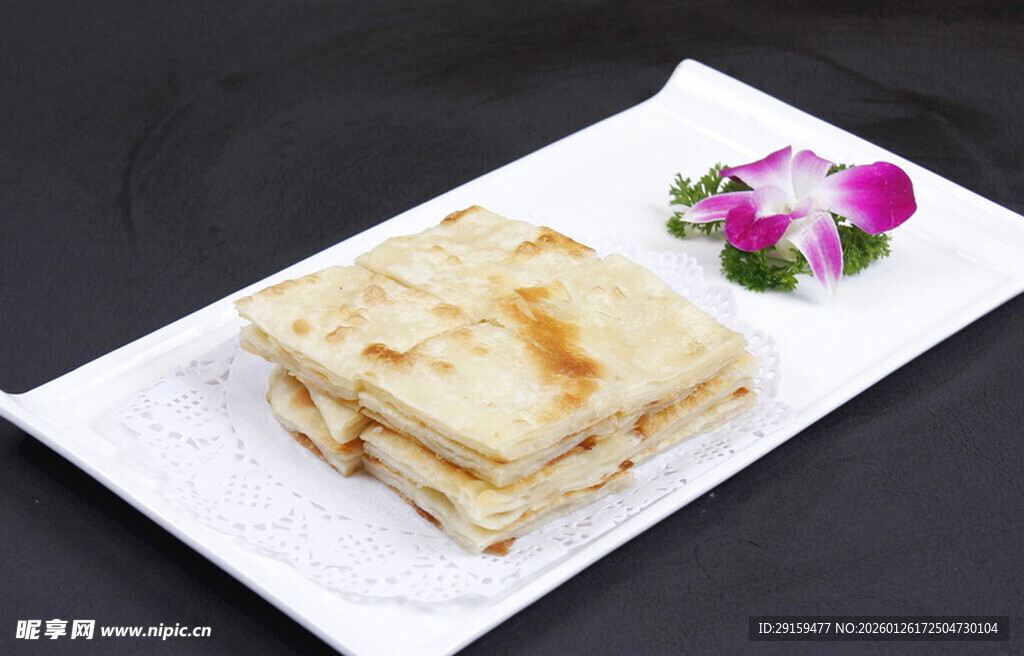 美味千层饼摆盘精致