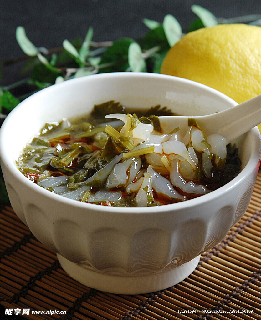 美味酸菜米线