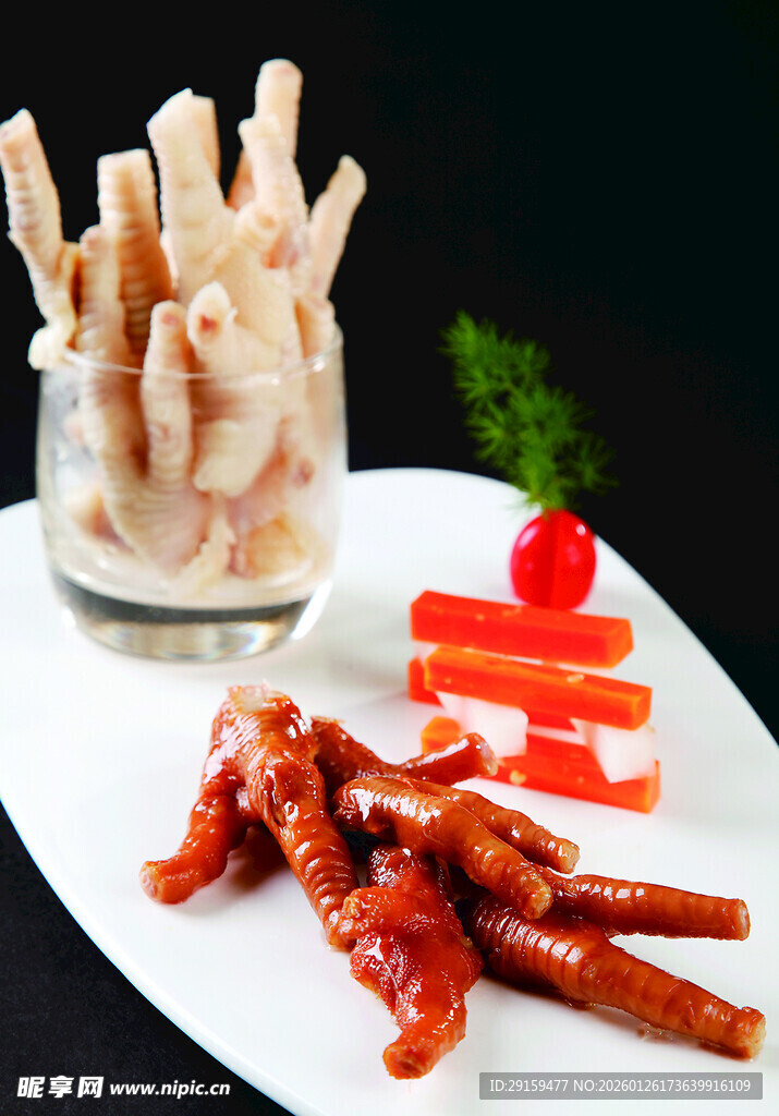 美味多样的特色卤味拼盘