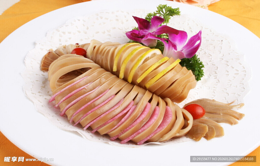 双色螺旋土豆造型美食