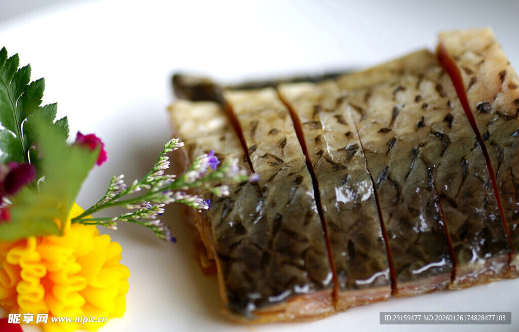 精致切制的美味鱼肉