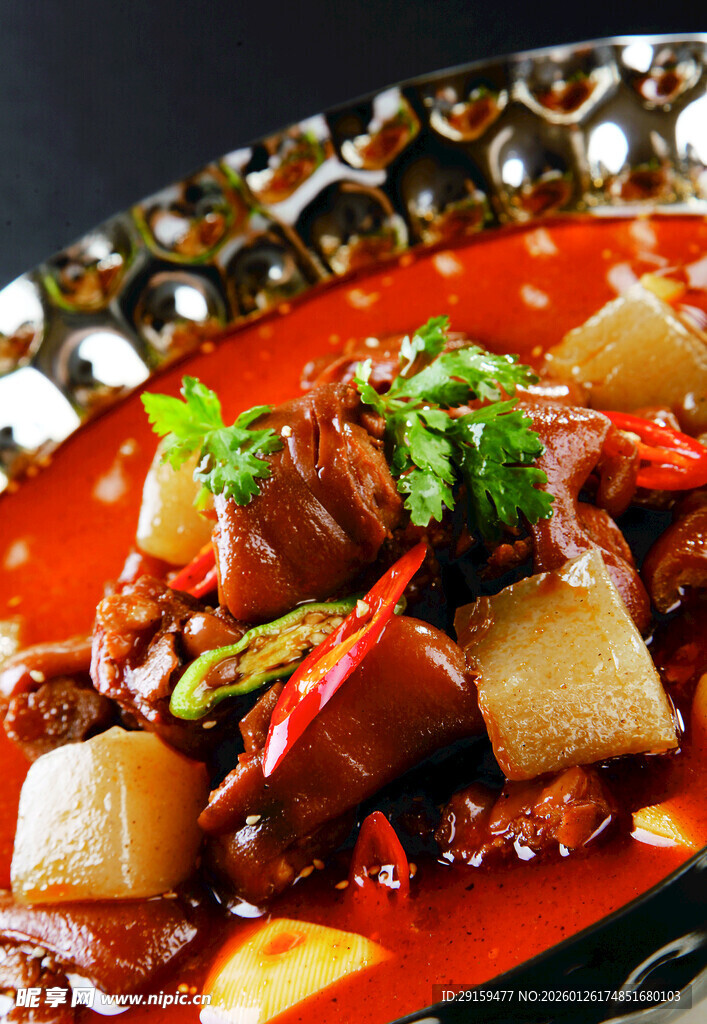 香辣美味红烧鸡块