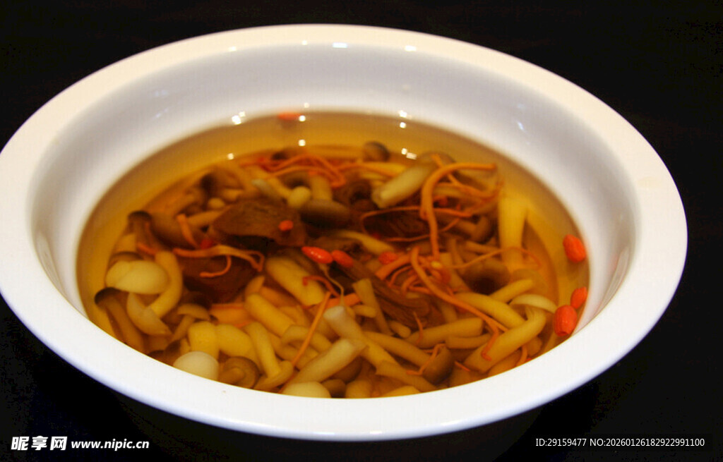 美味酸菜肉丝汤