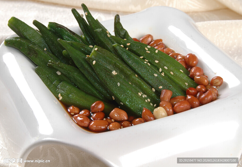 凉拌秋葵配花生