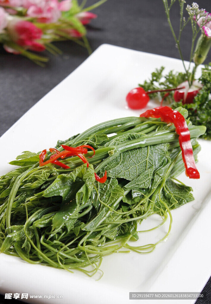 清炒空心菜摆盘精致