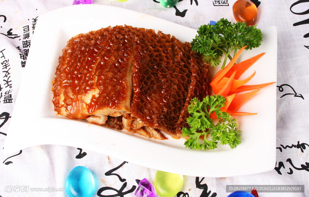 香酥炸猪排配多彩蔬菜