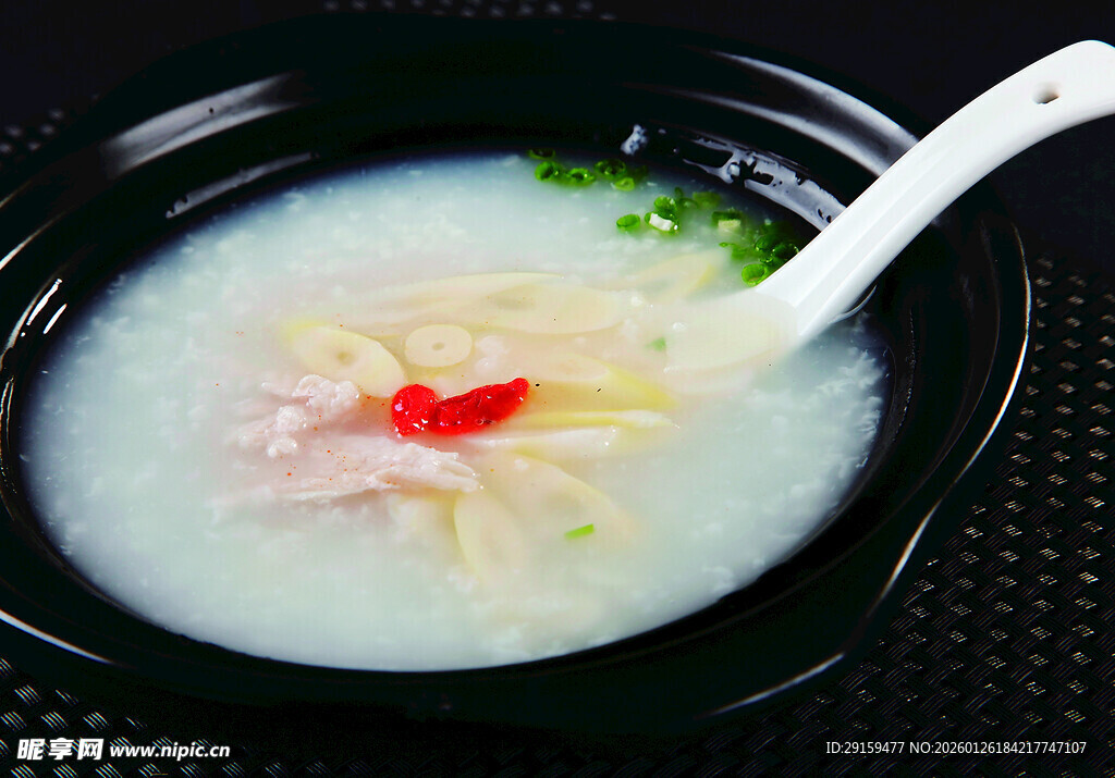 营养美味的蔬菜瘦肉粥