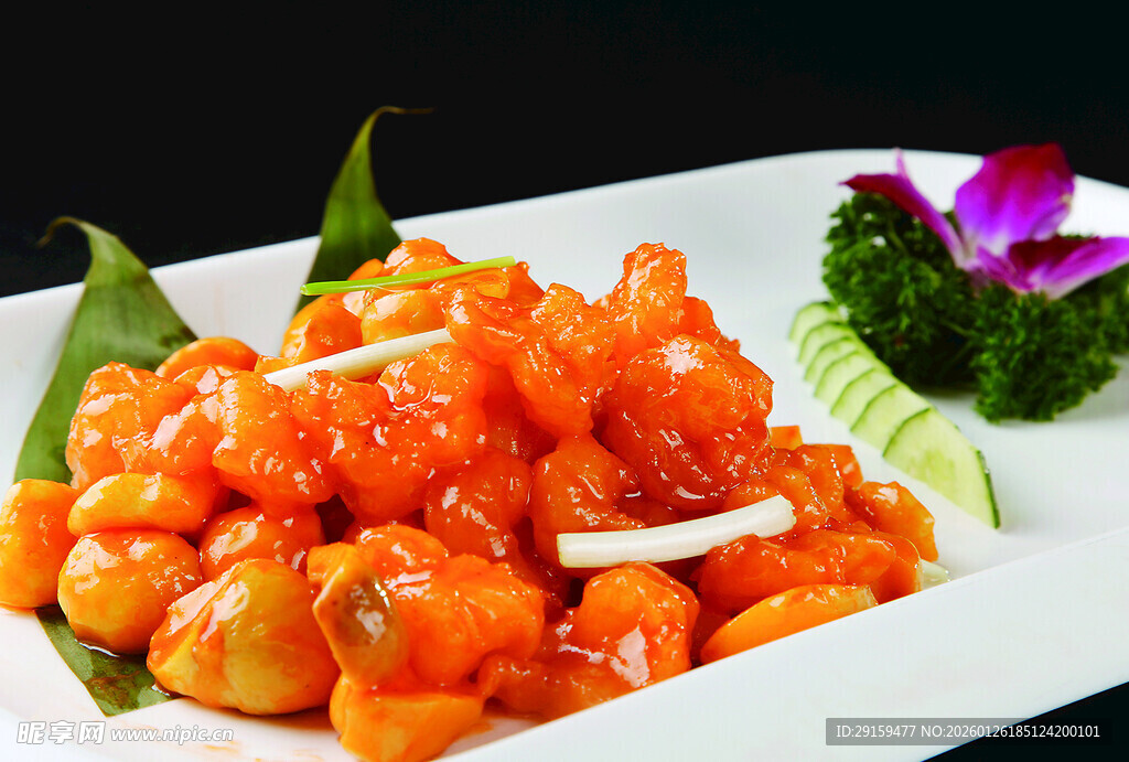 美味虾仁摆盘精致