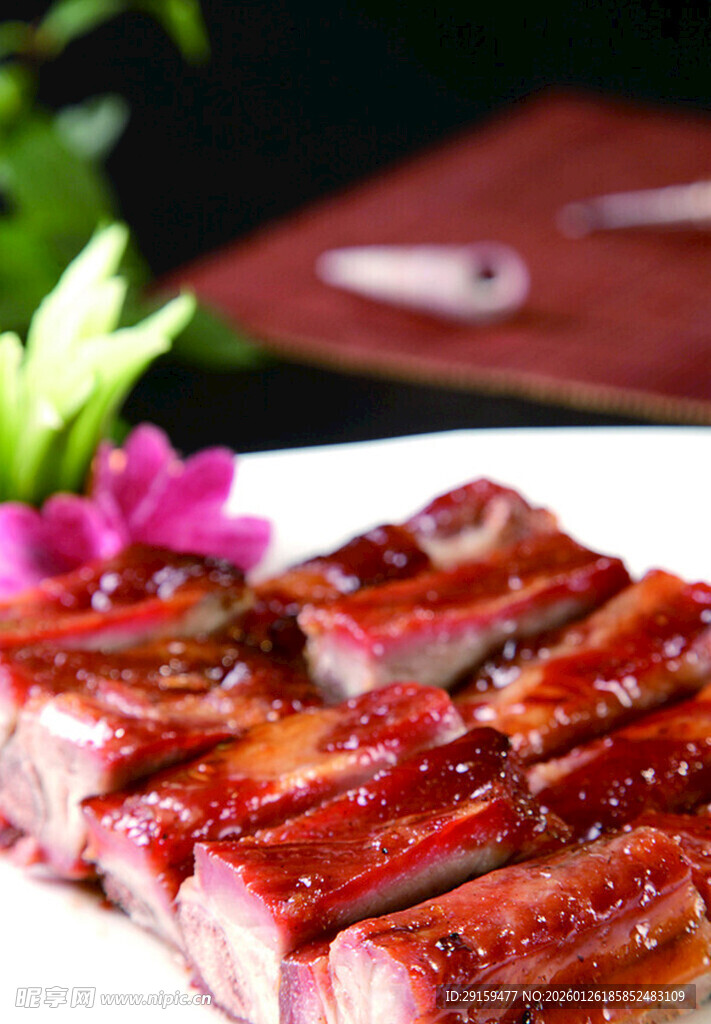 美味叉烧肉摆盘精致