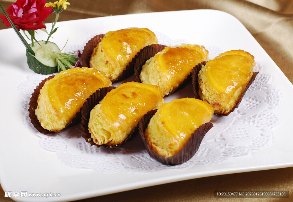 美味金黄酥皮点心